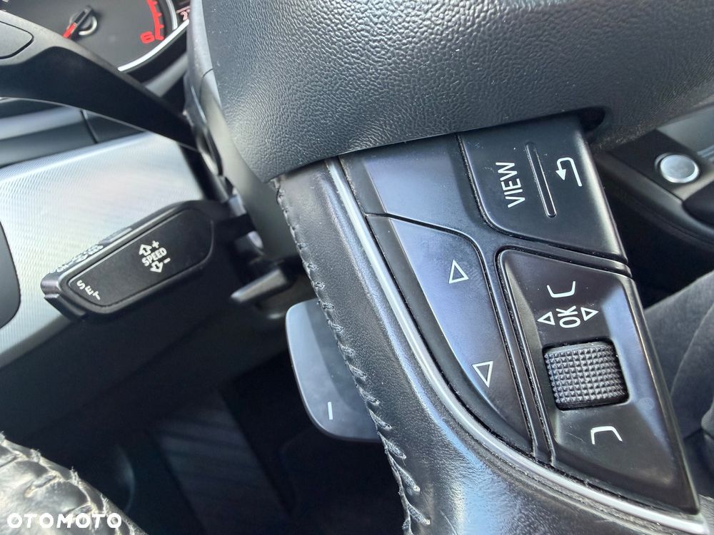 Audi A4 Avant 2.0 TDI S tronic - 16
