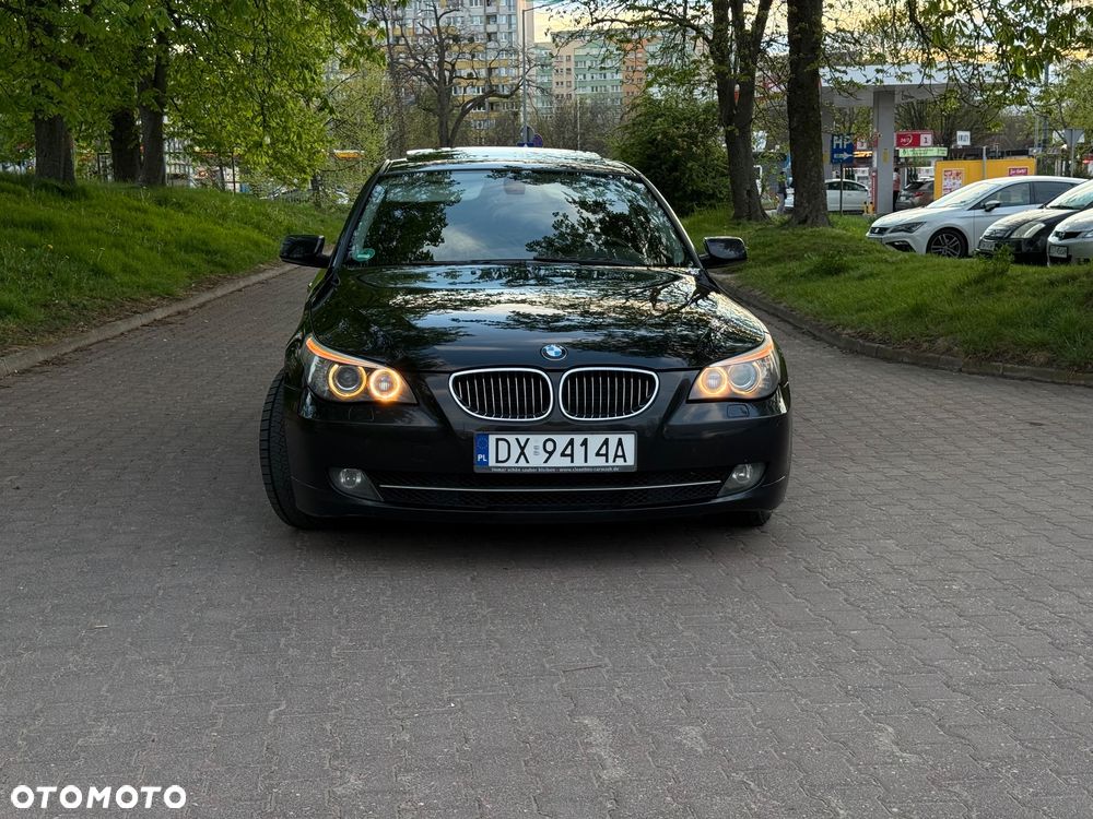 BMW Seria 5 525d Edition Exclusive - 2