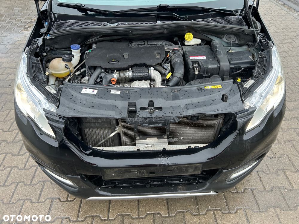 Peugeot 2008 - 8