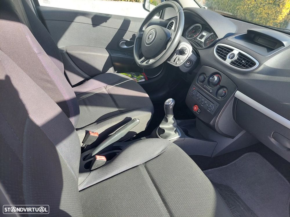 Renault Clio 1.5 dCi Dynamique - 7
