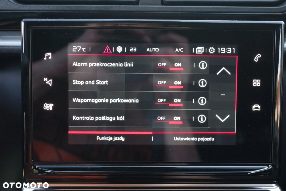 Citroën C3 BlueHDi 100 S&S PLUS - 28