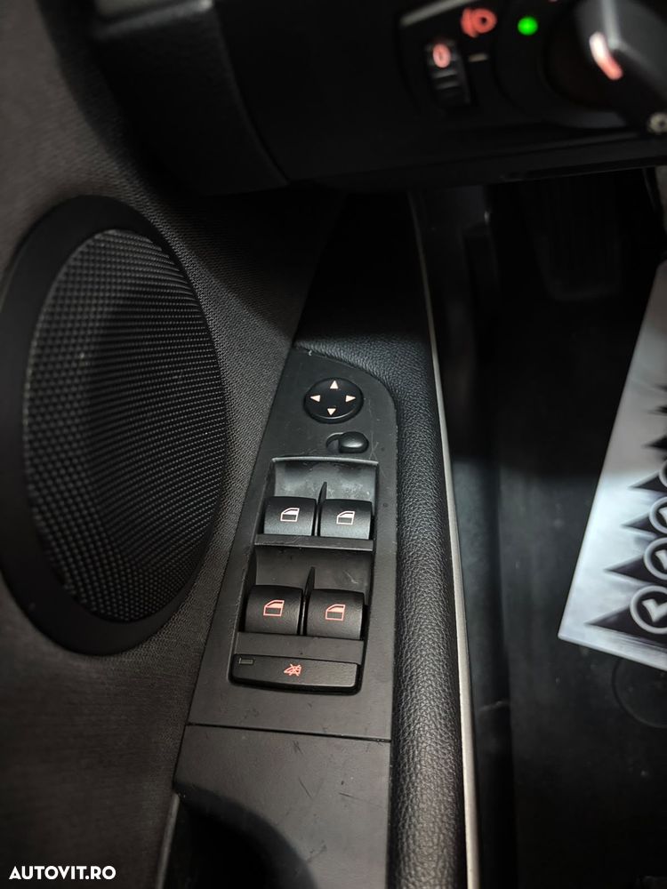 BMW Seria 3 318i Aut. Edition Exclusive - 21