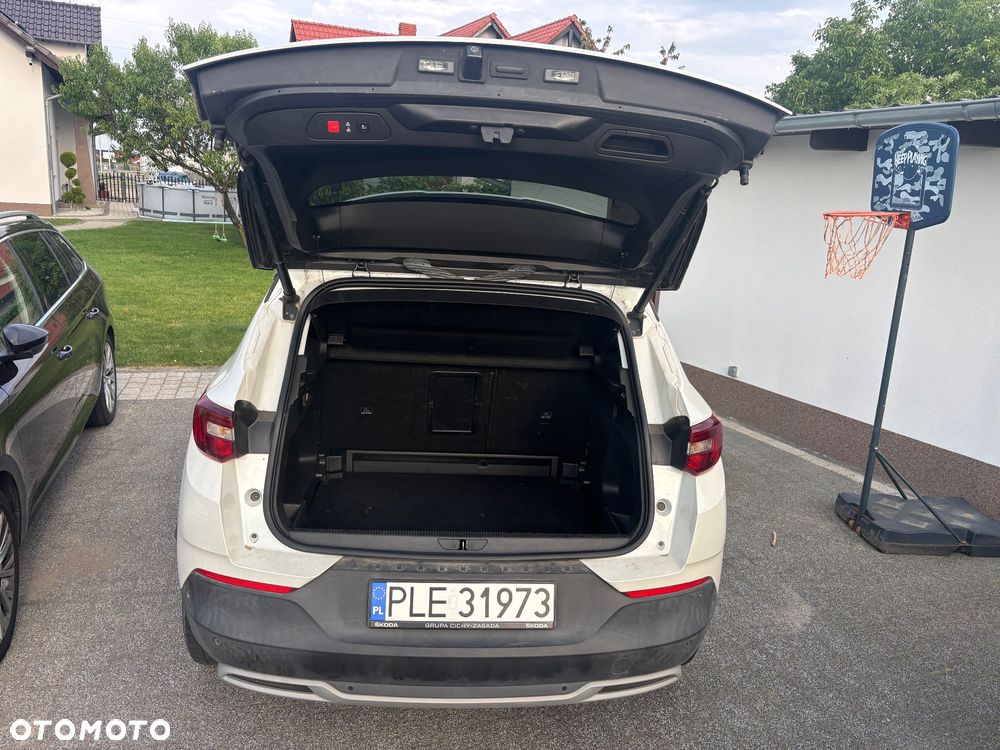 Opel Grandland X 1.2 T Ultimate S&S - 8