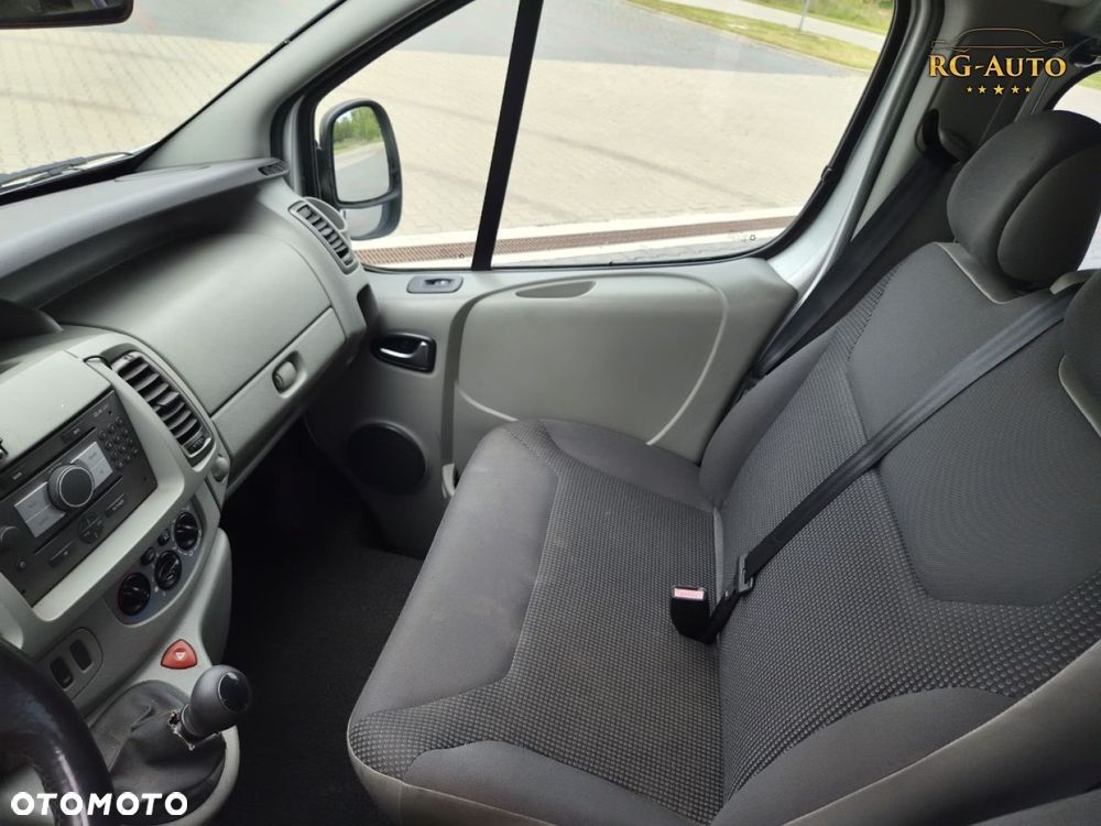 Opel Vivaro - 26