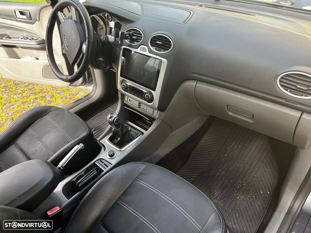 Ford Focus 1.6 TDCi Sport - 9