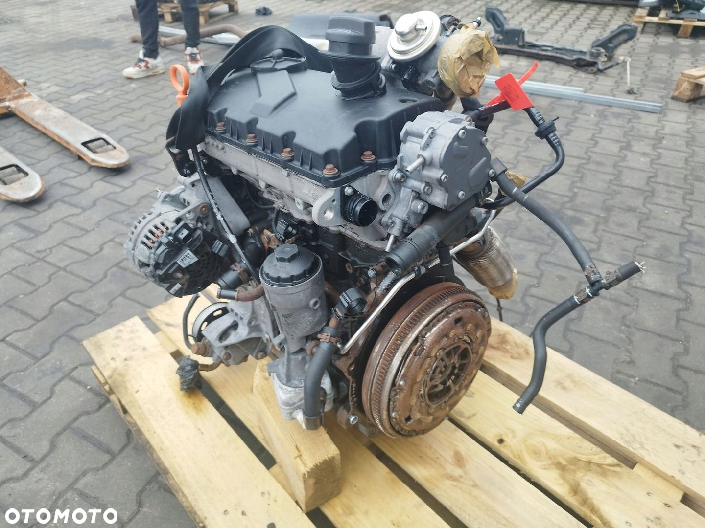 KOMPLETNY SILNIK VW TRANSPORTER T5 1.9 TDI AXB - 4