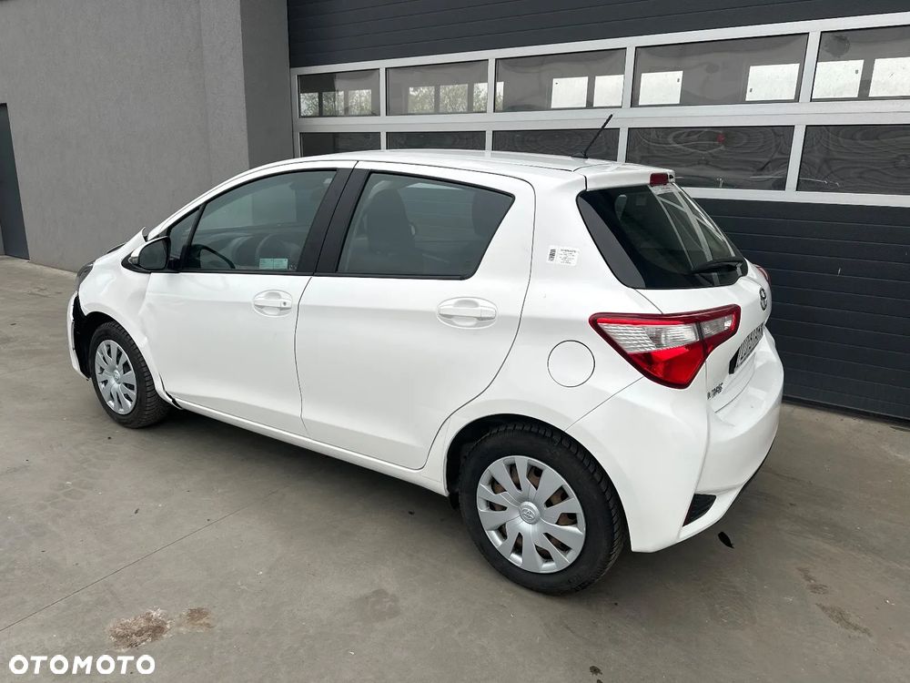 Toyota Yaris 1.5 Active - 8