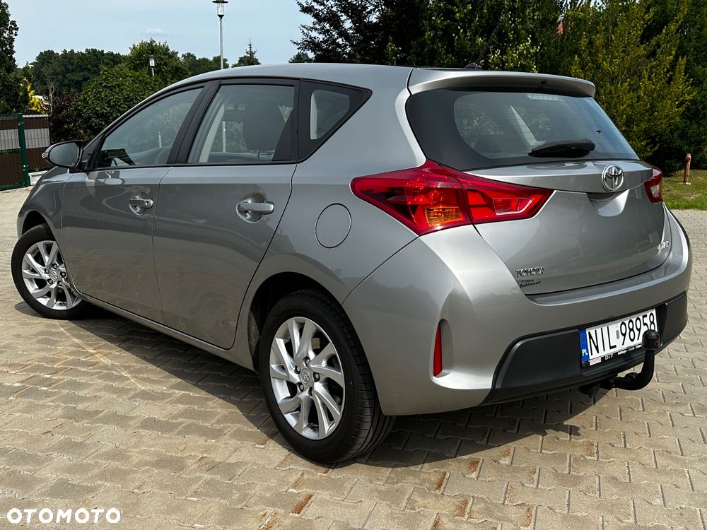 Toyota Auris 1.33 VVT-i Life Comfort - 11