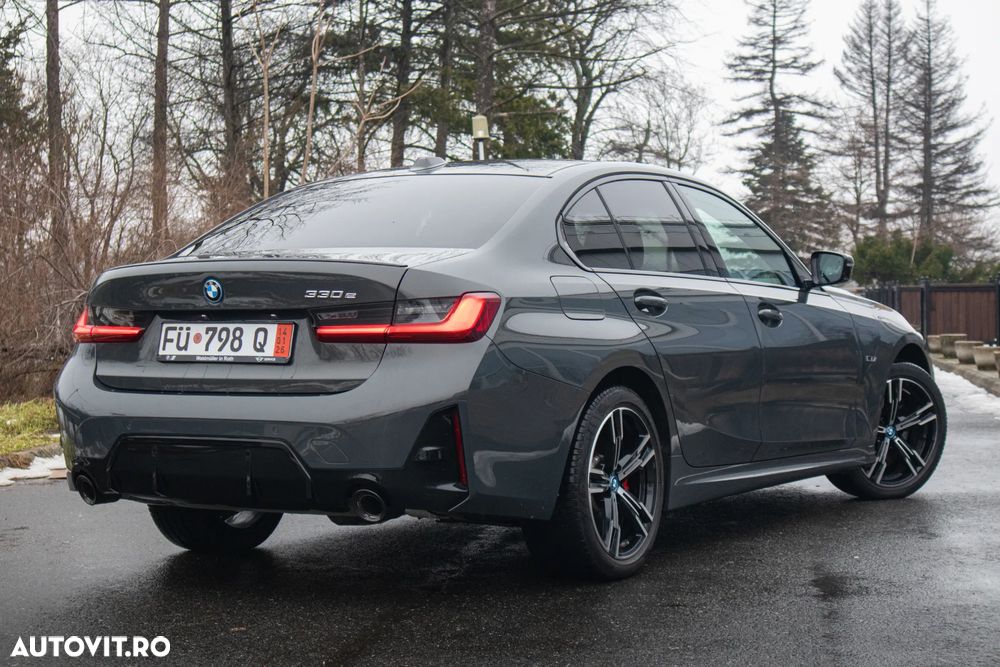 BMW Seria 3 330e Aut. M Sport - 15