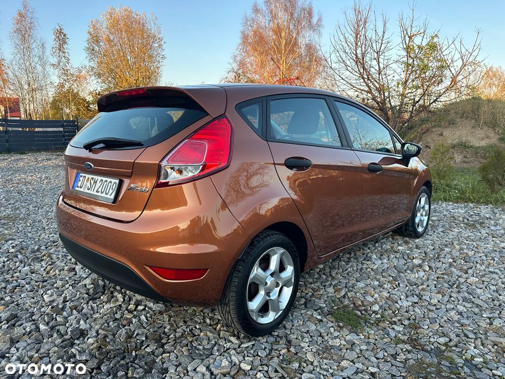 Ford Fiesta 1.25 Ambiente EU5 - 4