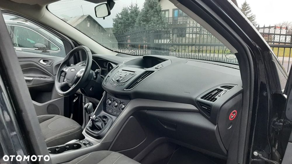 Ford Kuga - 20