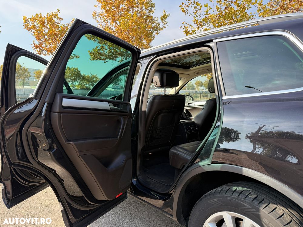 Volkswagen Touareg - 2