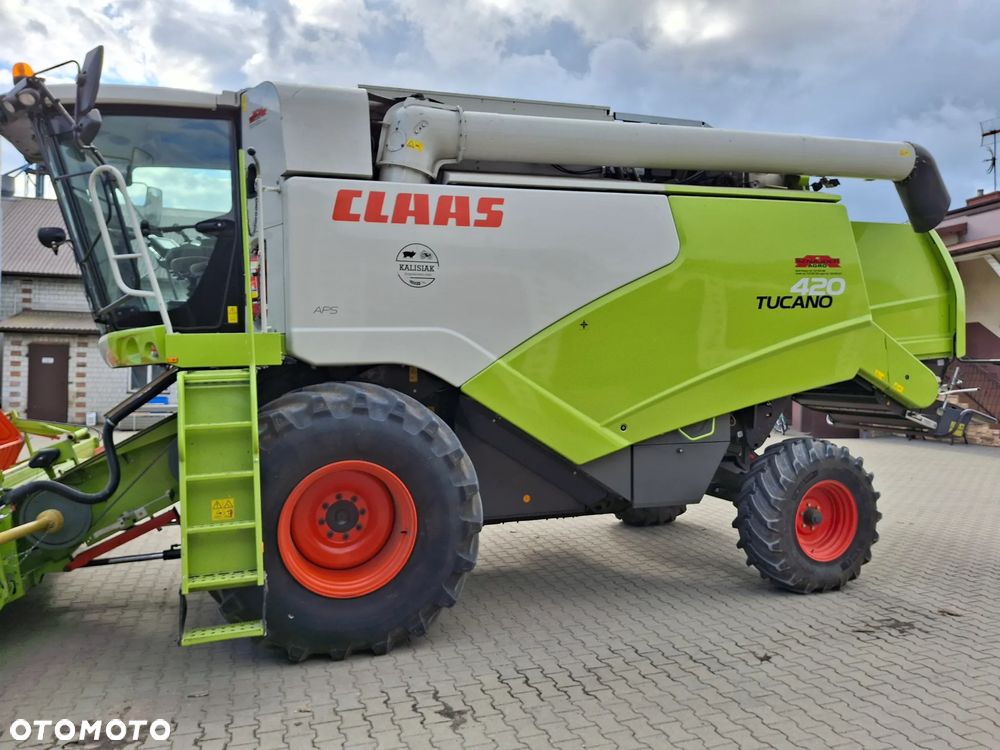 Claas tucano 420 - 6