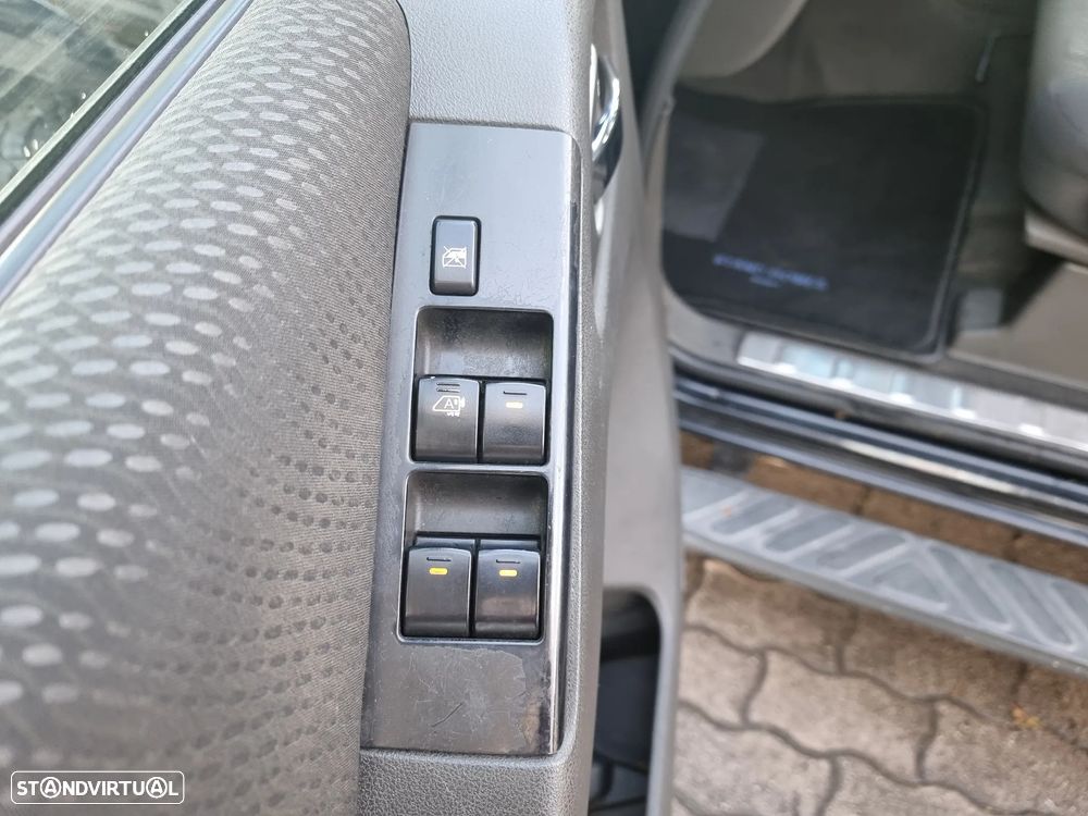 Nissan Navara 2.5 dCi CD LE 4WD - 10