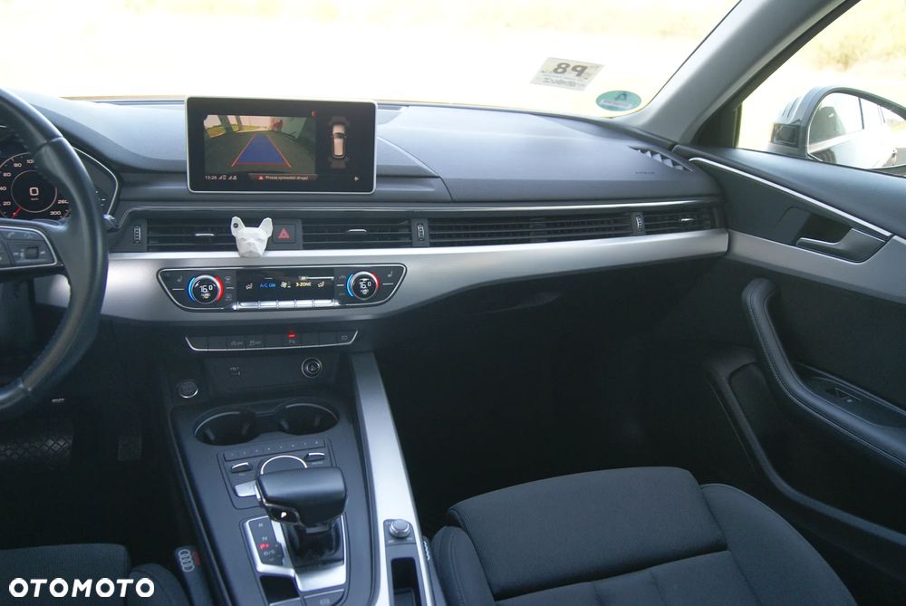 Audi A4 Avant 2.0 TDI ultra S tronic sport - 24