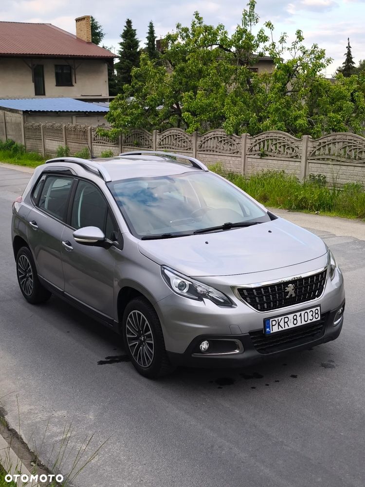 Peugeot 2008 - 8