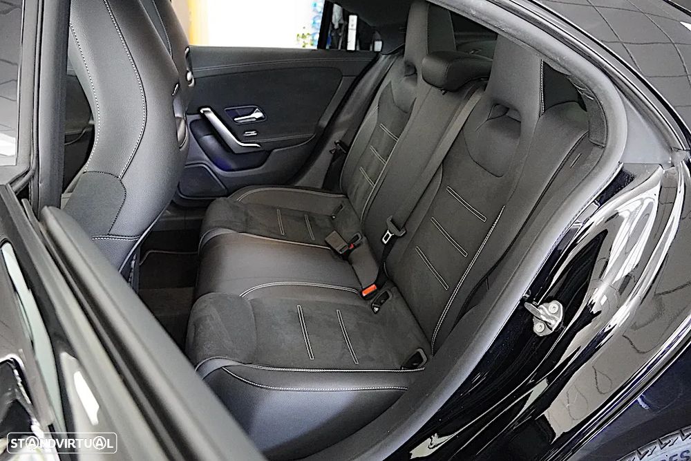 Mercedes-Benz CLA 250 e AMG Line - 12