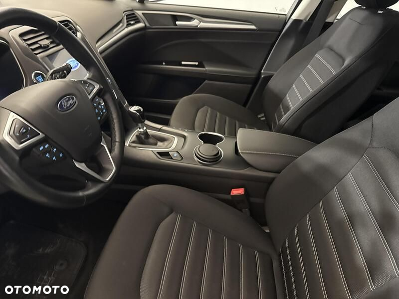 Ford Mondeo - 11