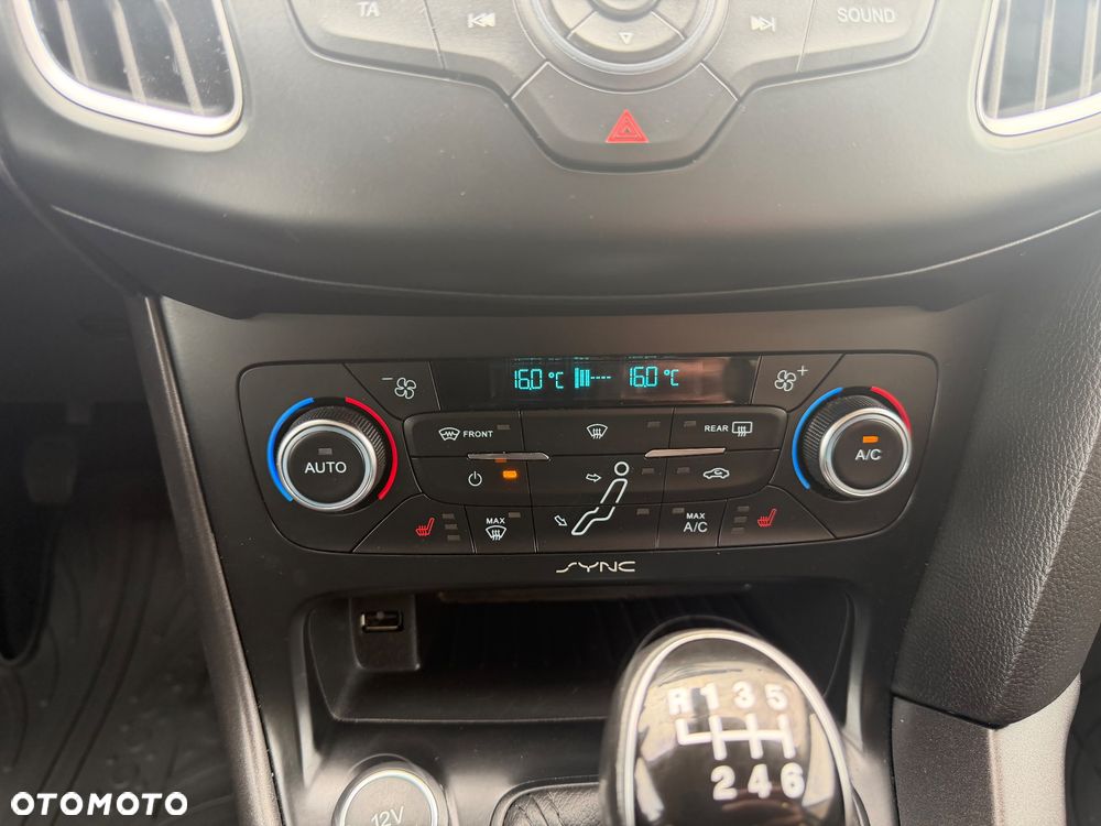 Ford Focus 1.0 EcoBoost Edition - 9