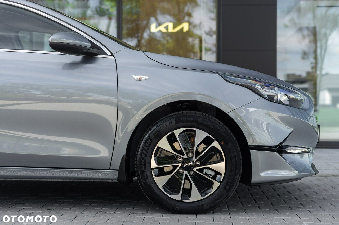 Kia Ceed - 7