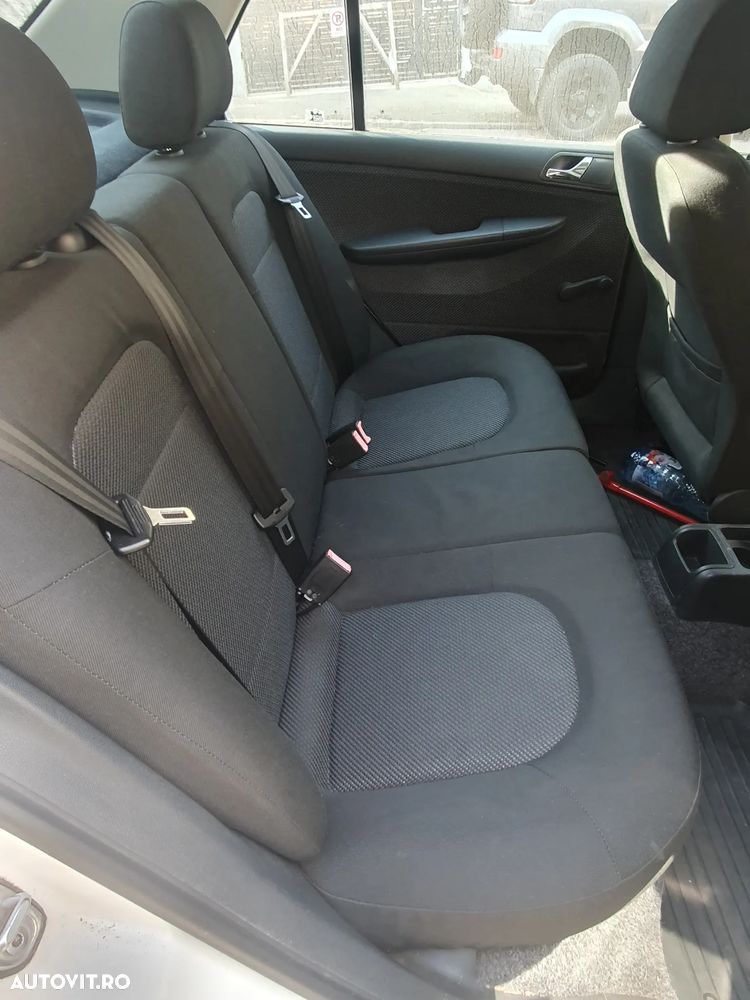 Skoda Fabia 1.2 Elegance - 4