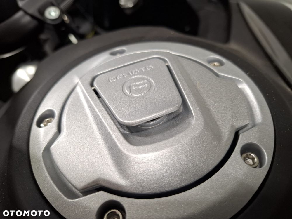 CFMoto 700MT - 13