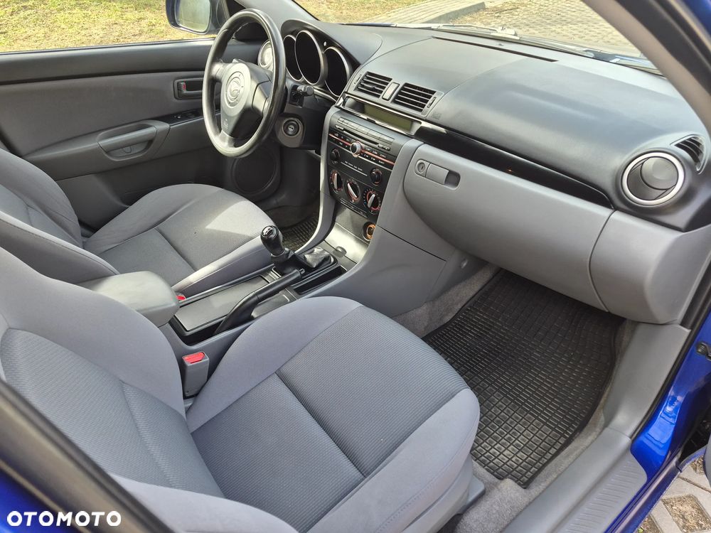 Mazda 3 1.6 CD Exclusive + - 7