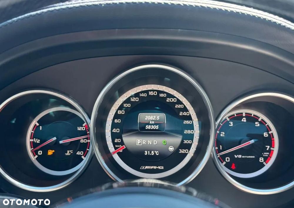 Mercedes-Benz CLS 63 AMG 4Matic AMG SPEEDSHIFT MCT - 8