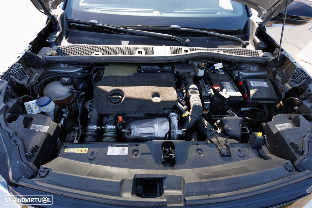 Peugeot 2008 1.5 BlueHDi GT - 52