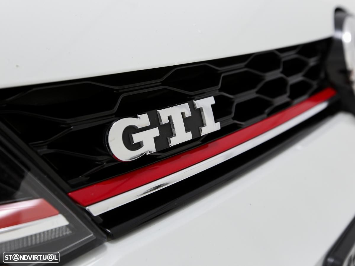 VW Golf 2.0 TSi GTi Performance - 5