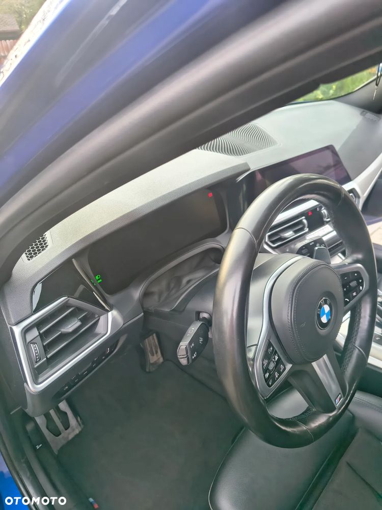 BMW Seria 3 320d xDrive M Sport Shadow - 29