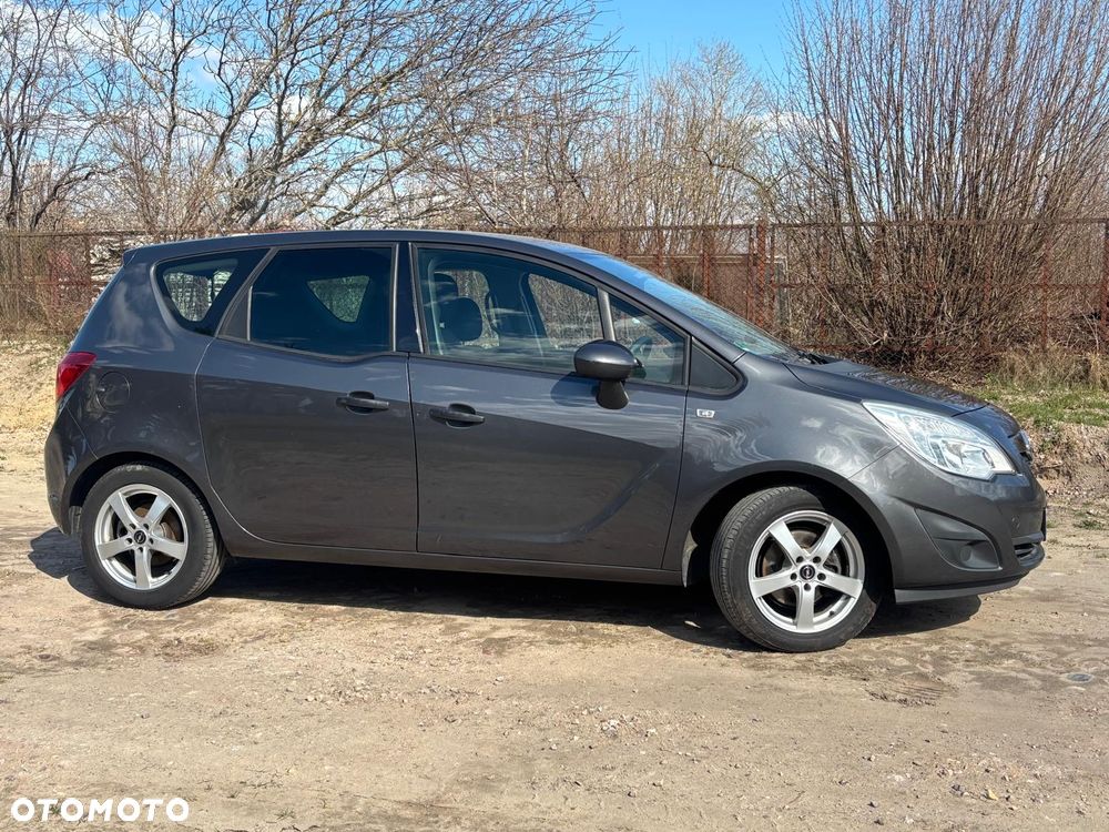 Opel Meriva 1.4 T Cosmo - 16