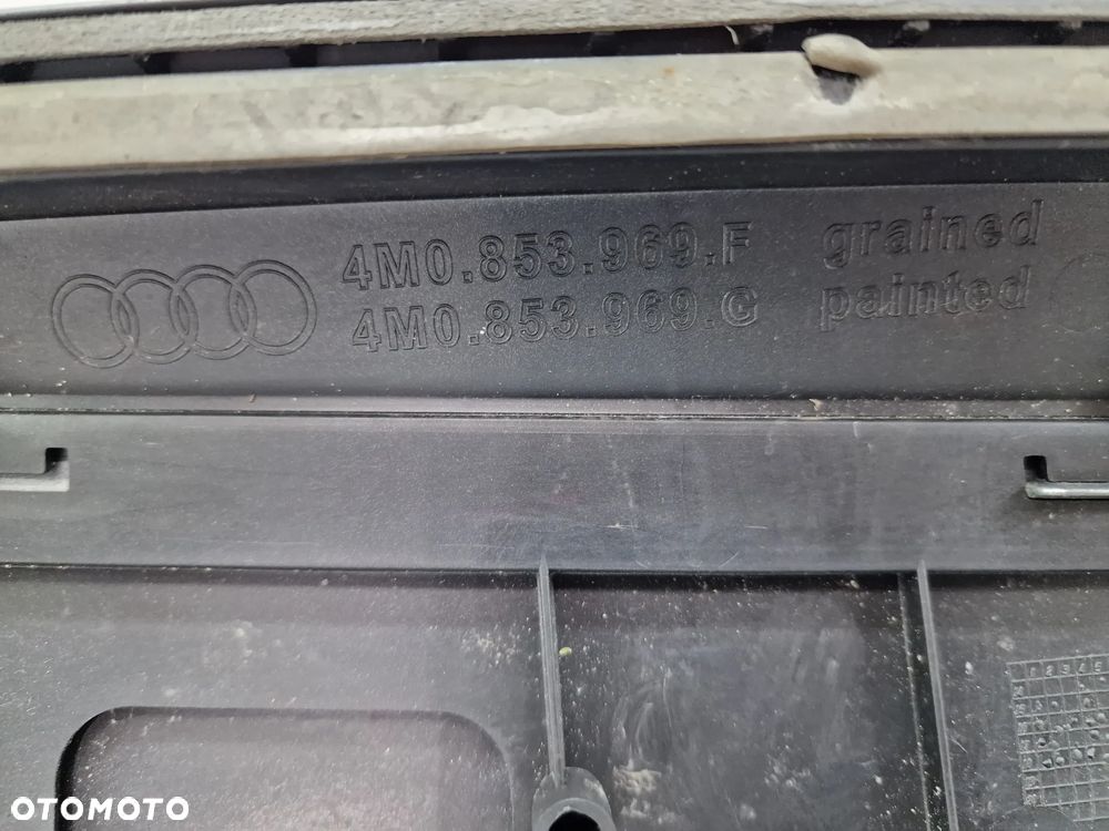 AUDI Q7 4M0 14- LEWA LISTWA DRZWI TYLNA TYLNIA TYŁ , NR 4M0853969F / 4M0853969G , NR AUKCJI LD59 - 14