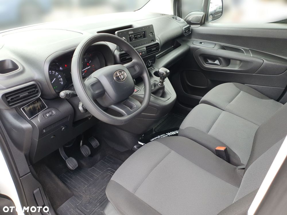 Toyota proace-city - 11
