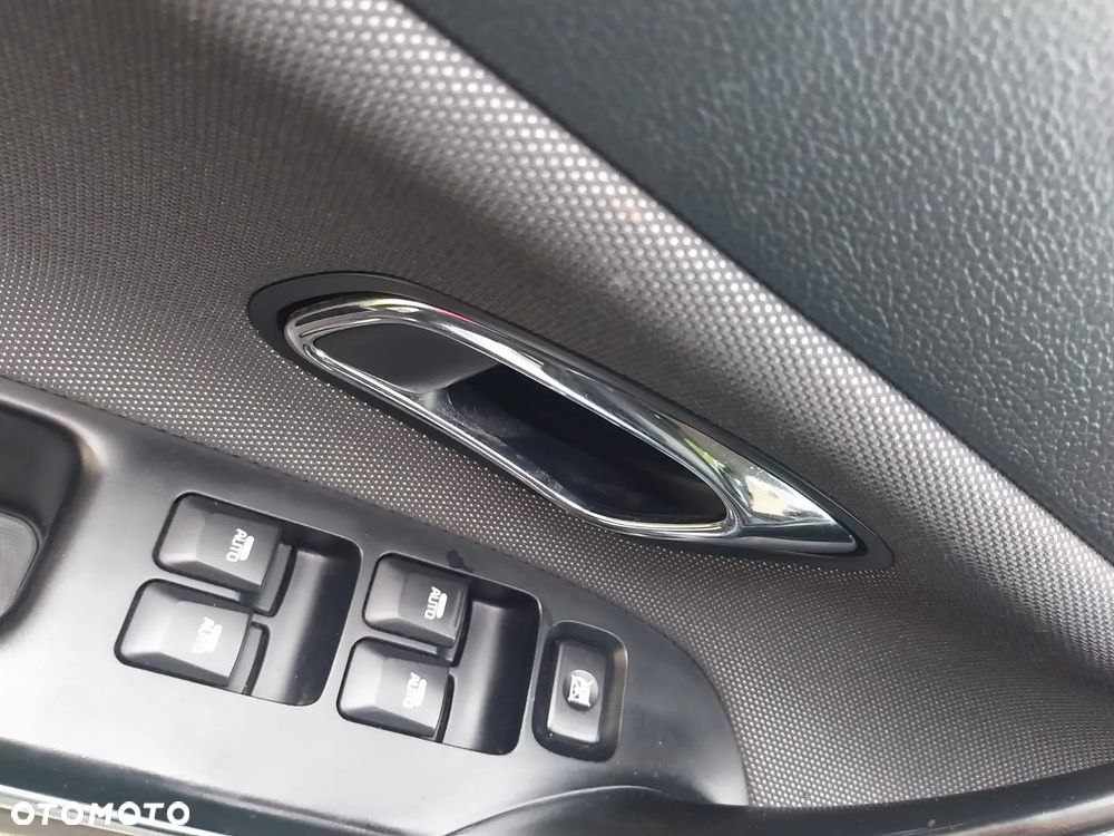 Kia Ceed - 12
