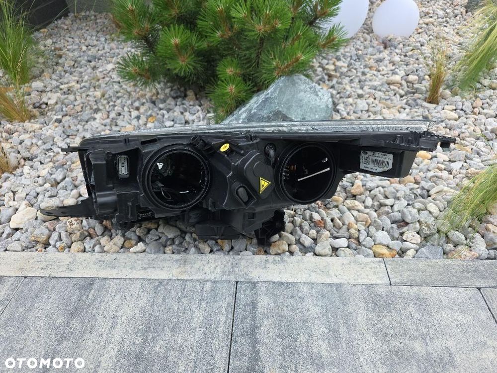 FORD KUGA II MK2 LIFT ST-LINE Lampa prawa Bi-Xenon Dynamic Led GV4113D154EH - 8
