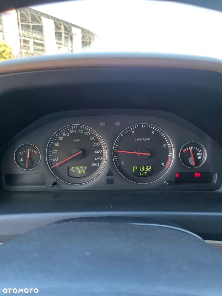 Volvo XC 70 D5 AWD Summum - 11