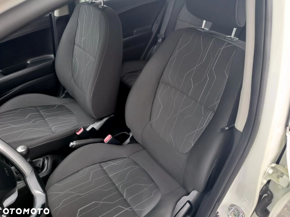 Kia Picanto 1.0 Dream Team Edition - 9