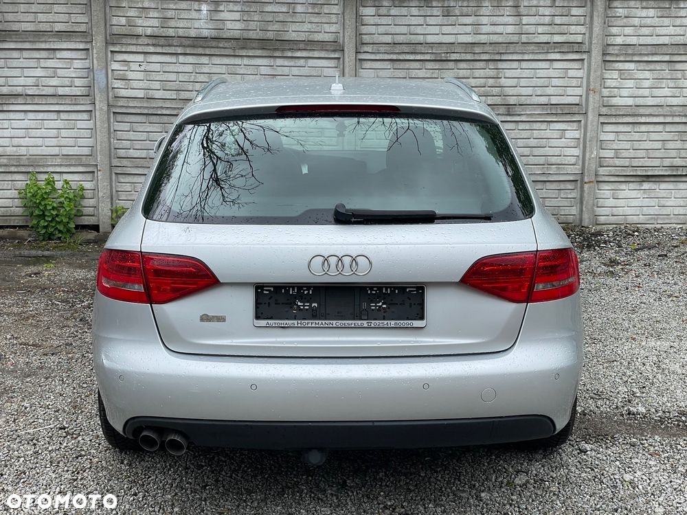 Audi A4 Avant 2.0 TDI DPF Ambition - 6