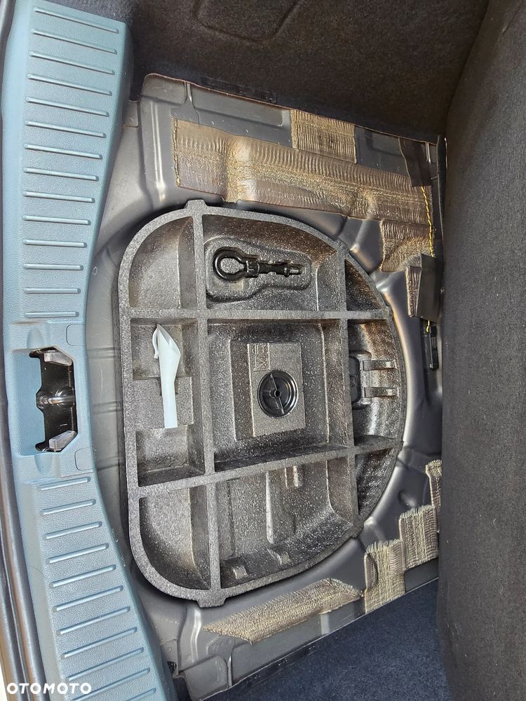 Ford C-MAX 1.0 EcoBoost Titanium ASS - 13