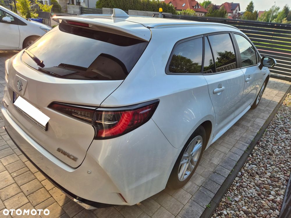 Suzuki Swace 1.8 Hybrid Premium Plus CVT - 13