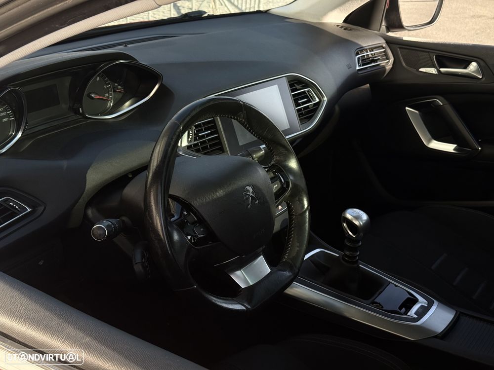 Peugeot 308 SW 1.6 e-HDi Allure J17 - 7