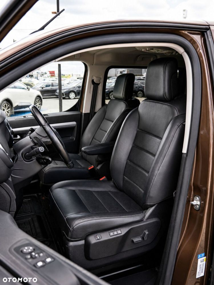 Toyota Proace Verso 2.0 D4-D Long VIP - 24
