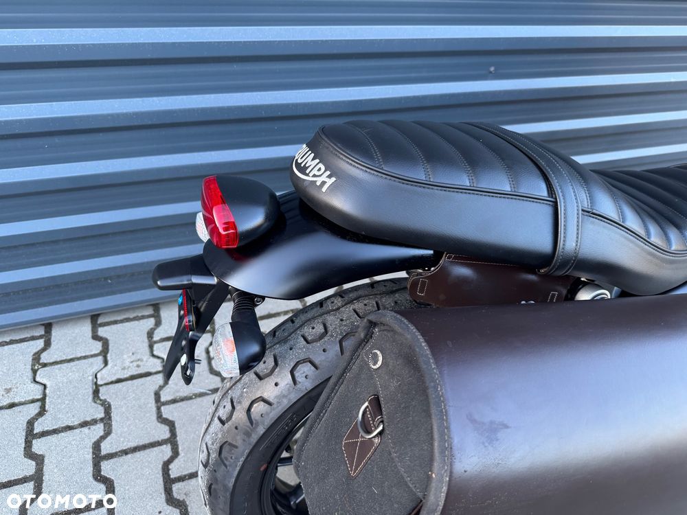 Triumph Street Twin - 21
