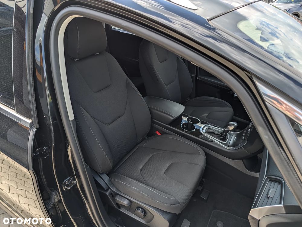 Ford S-Max 2.0 TDCi 4WD Titanium PowerShift - 36