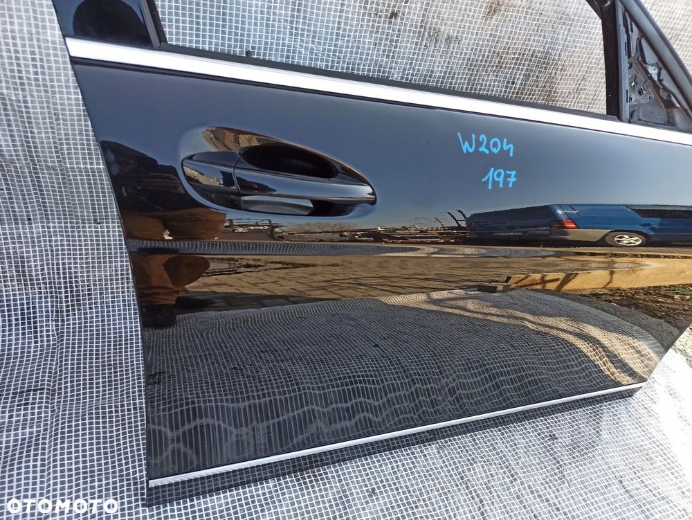 MERCEDES W204 C-KLASA DRZWI PRAWE PRZÓD PRZEDNIE 197 KOMPLETNE W KOLOR - 4