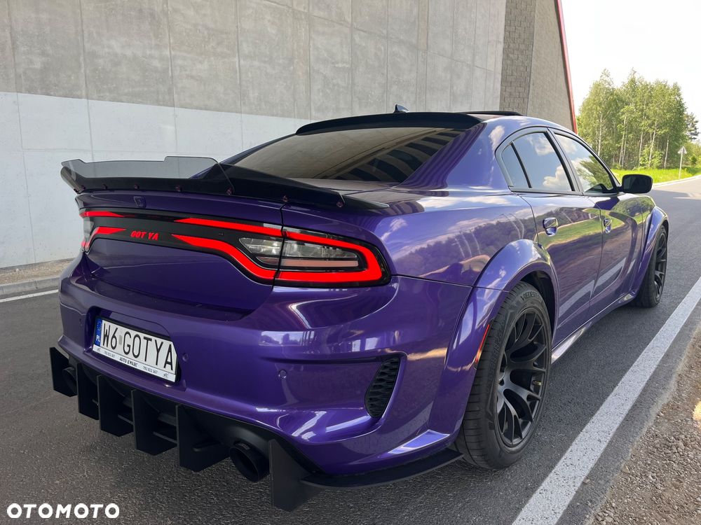 Dodge Charger 6.4 Scat Pack Widebody - 7