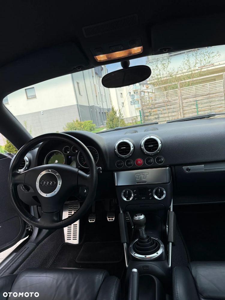 Audi TT Coupé 1.8 T quattro - 10