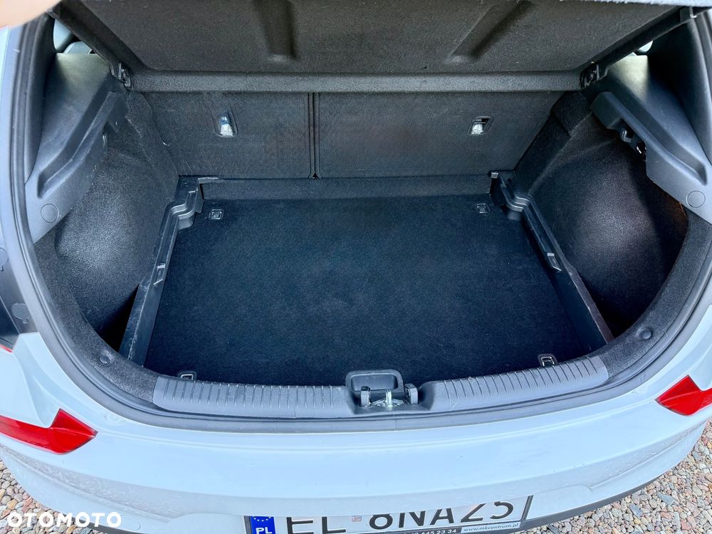 Hyundai i30 1.4 Classic + - 20