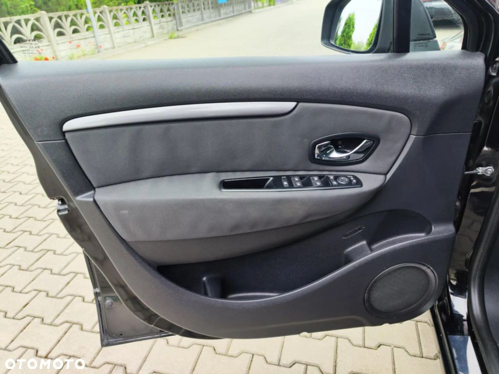 Renault Grand Scenic dCi 110 LIMITED - 34